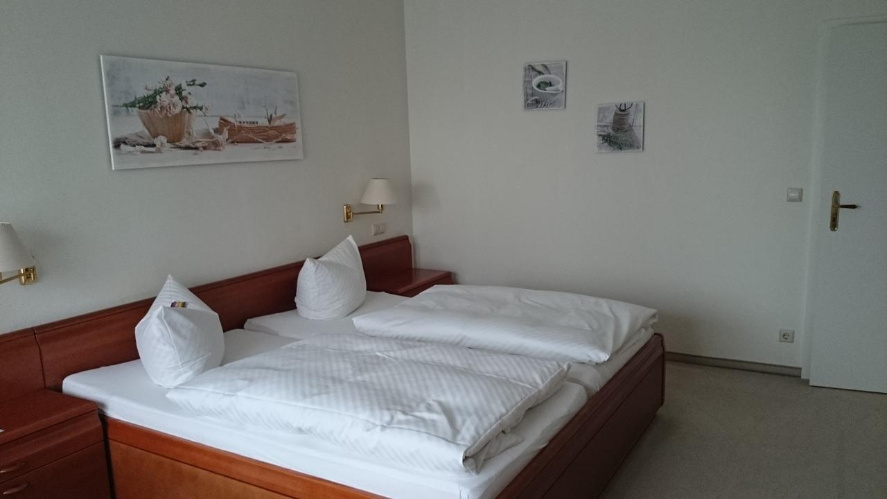 Pension Rabennest Raben Steinfeld Esterno foto